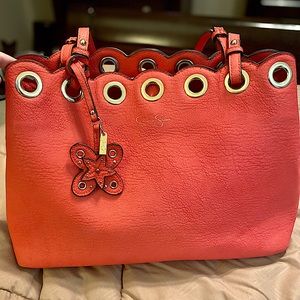 Jessica Simpson purse